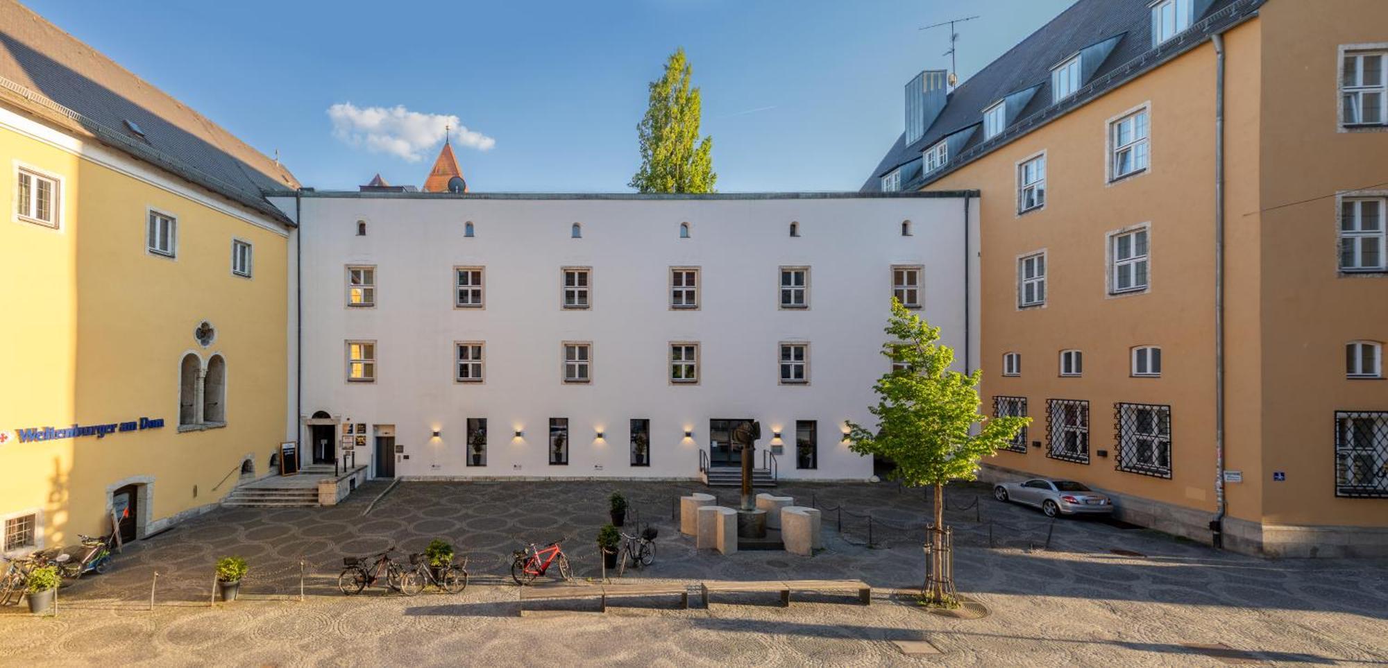 Herzogshof - Boutique-Hotel Am Dom เรเกนส์บวร์ก ภายนอก รูปภาพ